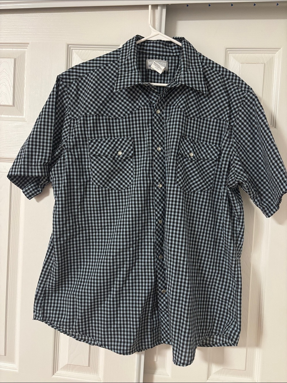 Wrangler Black & White Short-Sleeve Check Button-Down Shirt
